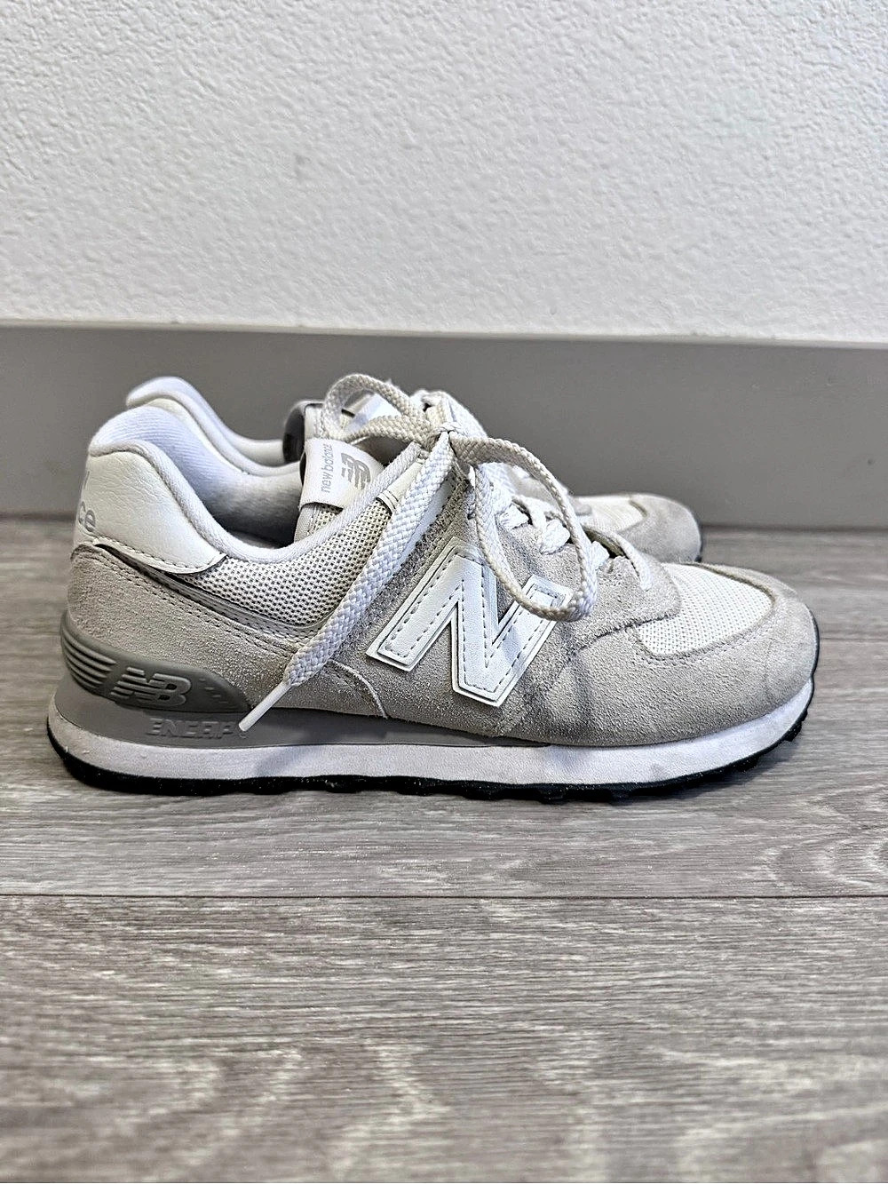 New Balance 574 Core Nimbus Cloud White Sneakers White & Gray US 6.5